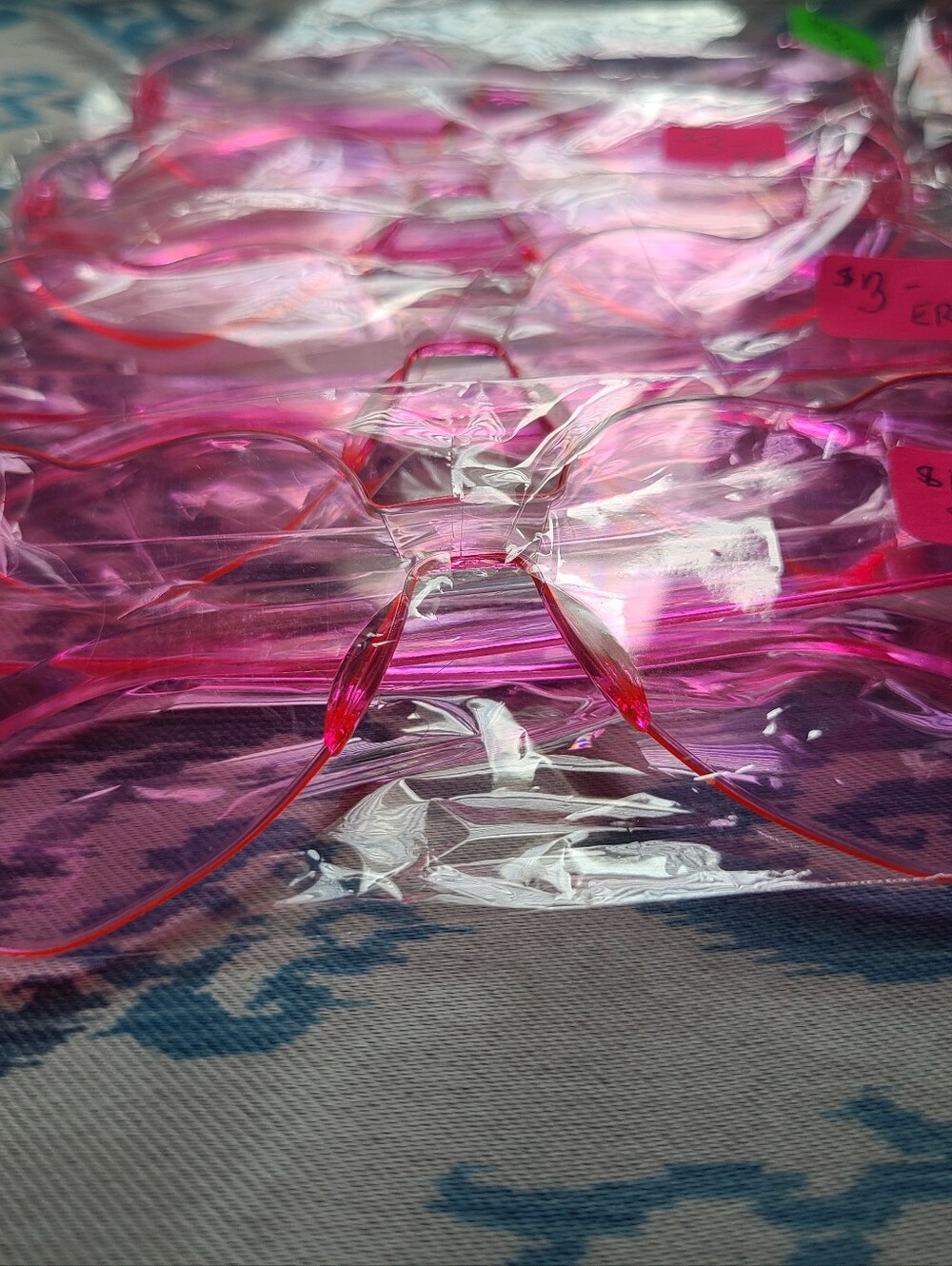 Pink heart glasses 8 Pack New - Picture 4 of 5
